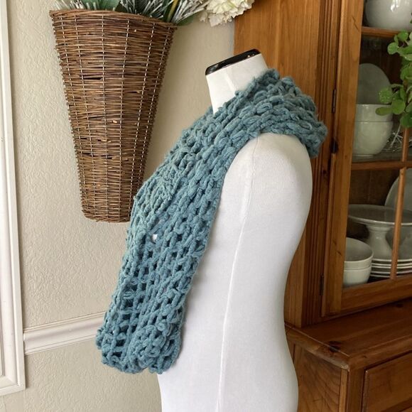 Anthropologie Evelyn K New York Open Weave Infinity Neck Scarf - Picture 3 of 9